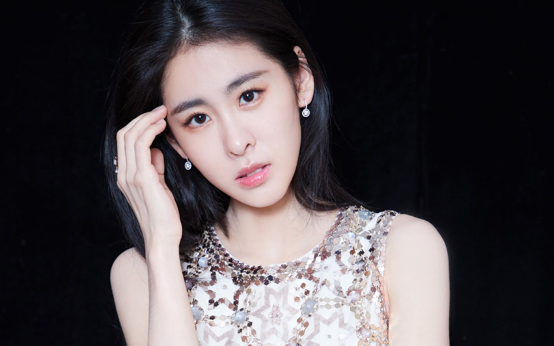 开云官网-“法甲争冠集团拉开差距，豪门激战逐步升温”，法甲夺冠