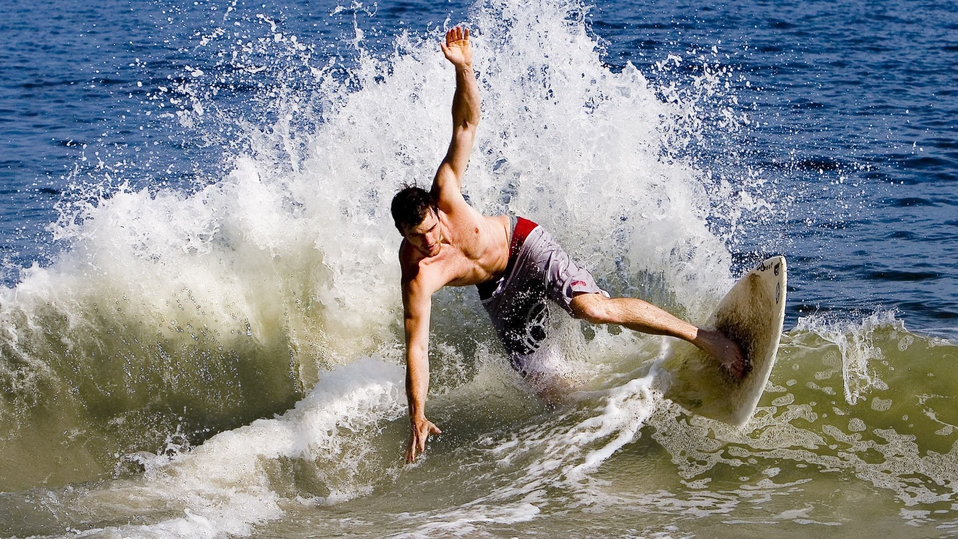 开云·体育官网-《《使命召唤》动作优化，性能提升玩家体验显著改善》，使命召唤效果