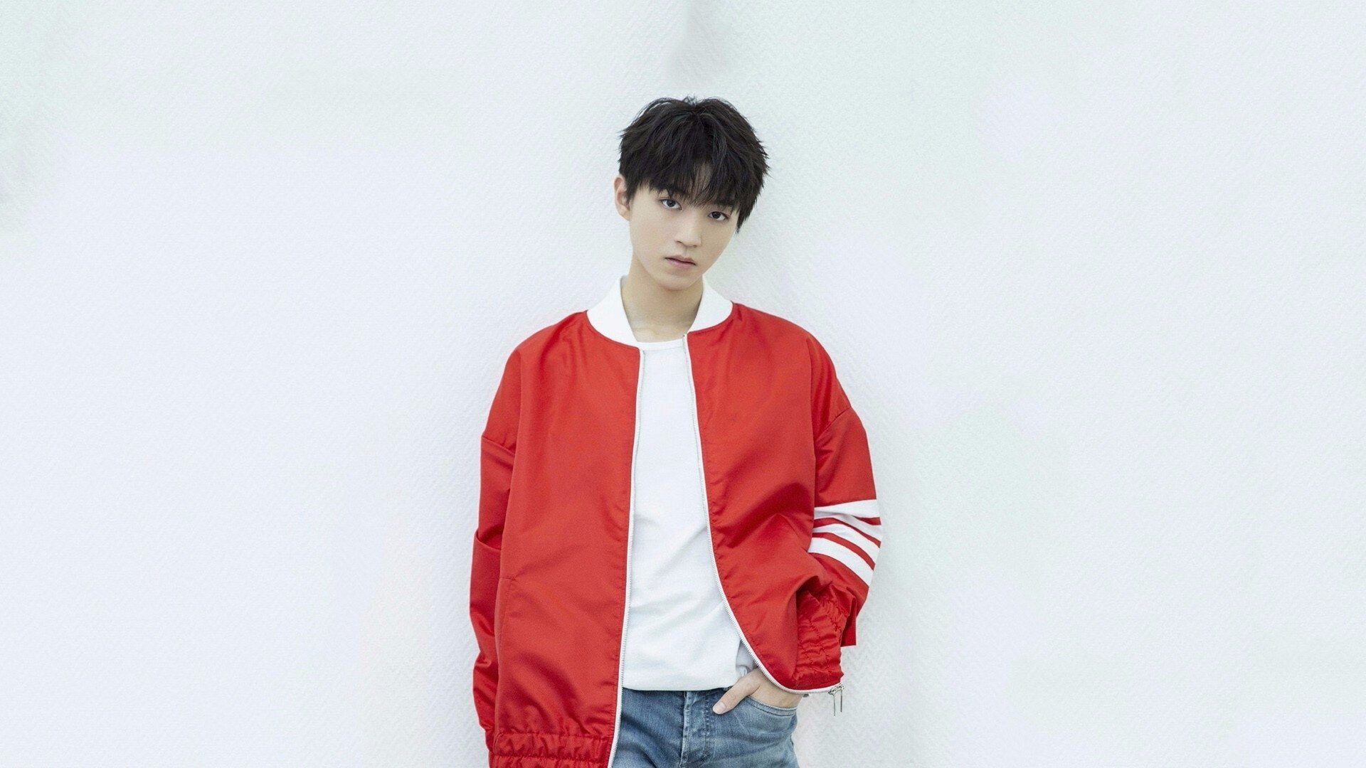 开云体育-全国羽毛球比赛火热开赛，羽球高手逐鹿中原，全国羽毛球大赛